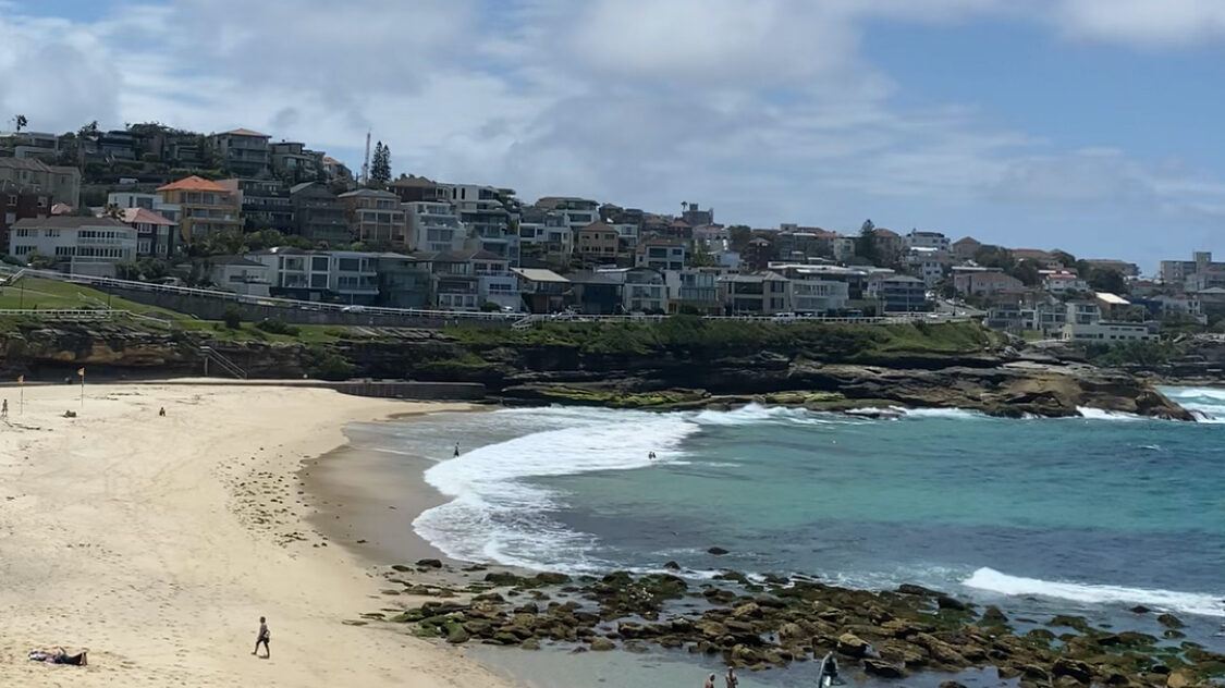 Bronte Beach along the Bondi to Coogee walk